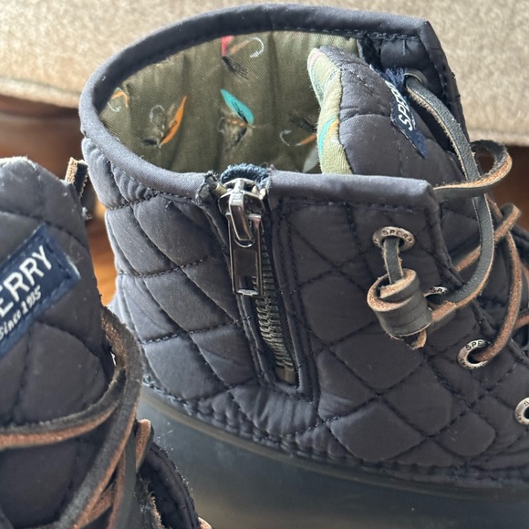 Sperry Salt Water Quilt Nylon Boots. - Picture 6 of 8